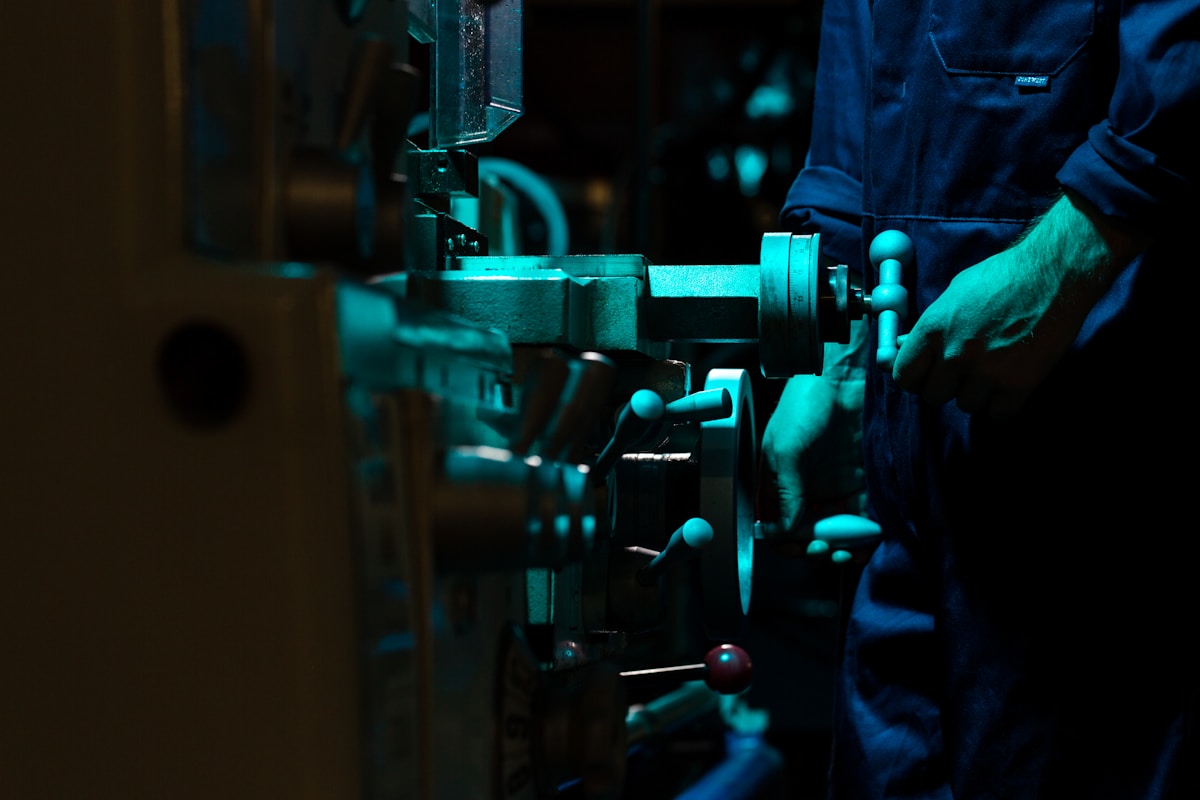 Oil & Gas Facility Maintenance Contract